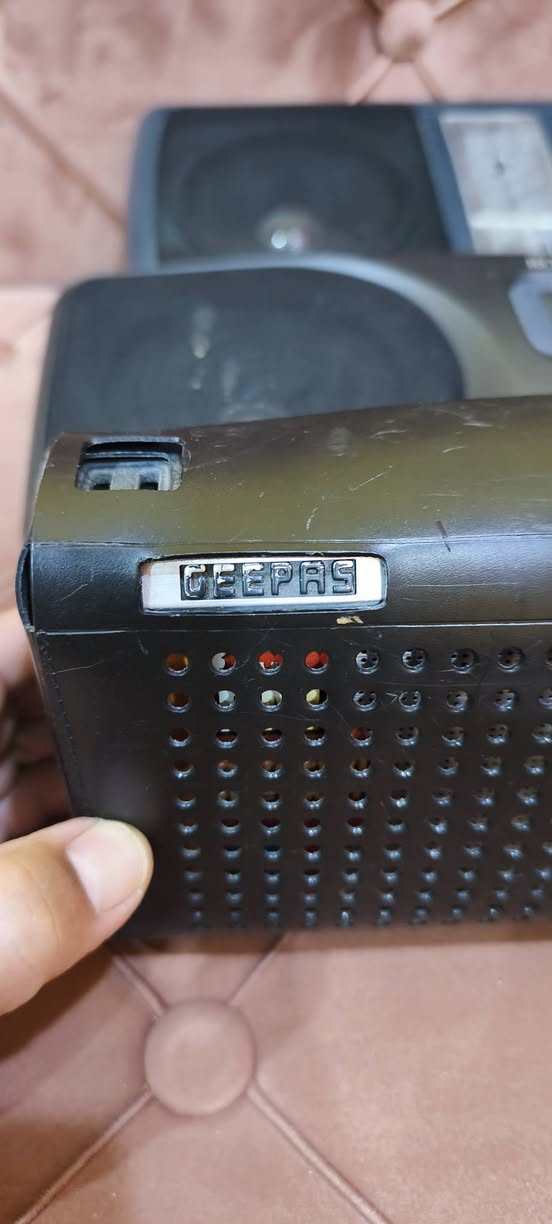 ابيع شلع 120 الف
راديويات نظيفة فول ماعدا القيثارة الاريل مو اله ترهيم
القيثارة 3 باتري كبير +كهرباء.. روبرتز 3 باتري وسط وكهرباء والاخير 2باتري كبير


**إذا كنت صاحب هذا الإعلان وتريد حذفه لأي سبب، رجاءا أرسل رسالة إلى الدعم الفني**