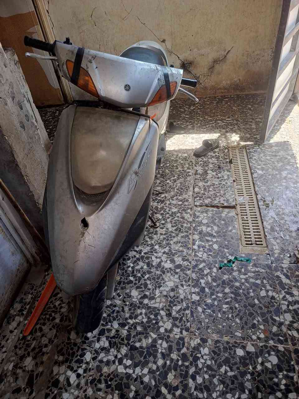 السلام عليكم شباب دراجه بريز للبيع بس طفت وبعد ما تشتغل الدير سلف ما تشتغل ما اعرف ايشبيه ابيعا على الحطه 200 وبيها مجال قليل مكان بغداد مدينه الصدر ***********
