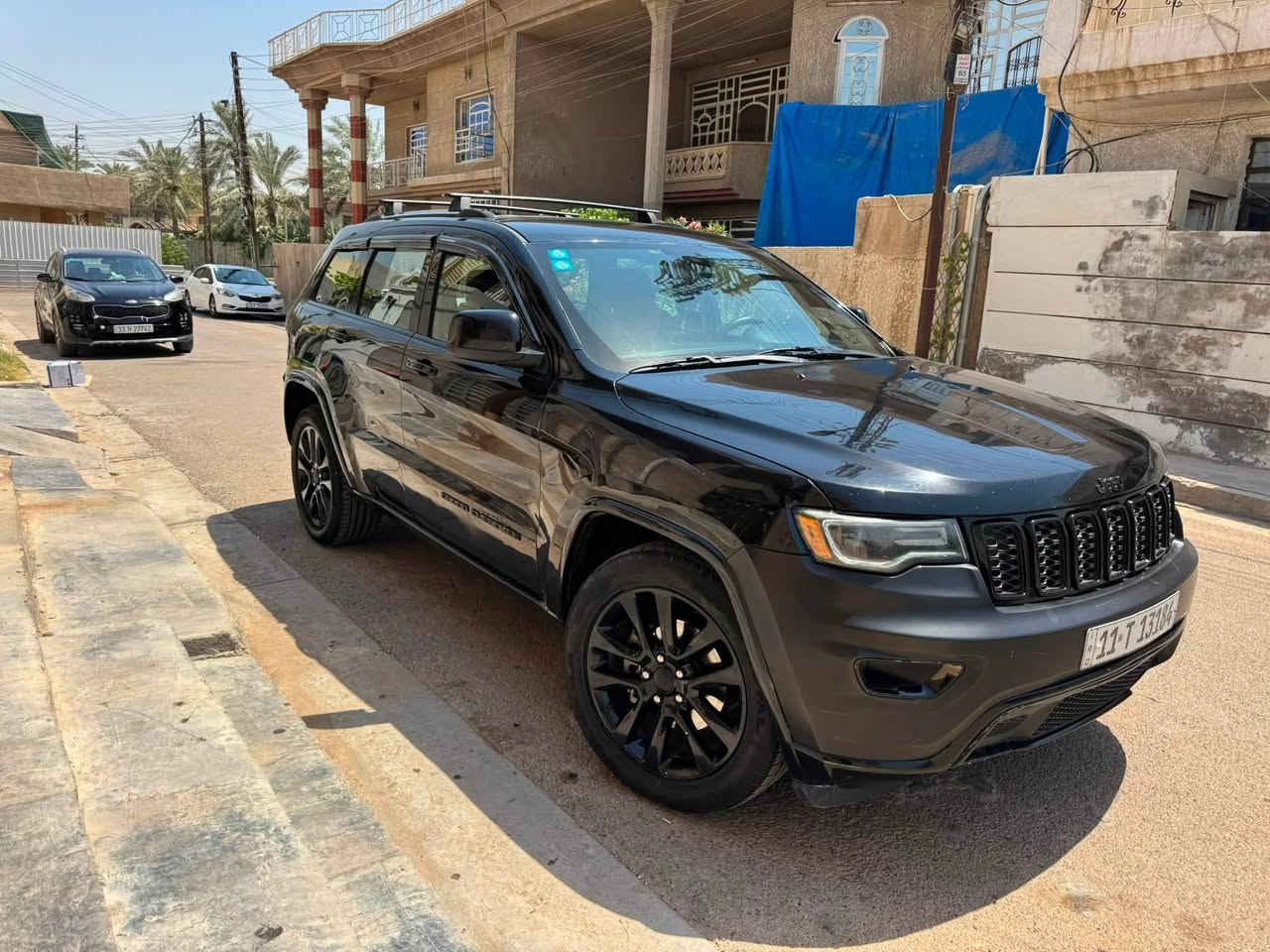 مكلف بل نشر
للبيع جيب  2018 بلاك توب  

1/1 فوول الفوول للاخير  عده الفتحه

🛑السعر.  170  💸 🛑

مكينه 6 سلندر 3600

بصمة ابواب وتشغيل وصندوك 
تشغيل عن بعد
كشنات جلد 
كشنات كهرباء
شاشه جبير 
حساس مع كامره امامي خلفي 
صندوك كهرباء 
كشنات تدفأه امامي خلفي 
لد امامي خلفي 
دمام 
وهواي مواصفات ماذكرتهن

حادثها جاملغ امامي ايمن وباب  
والبنيد صور الحادث موجودة بالمنشور
بدون لغود و وشواصي 

مكان السياره بغداد الزعفرانيه
☎️ ***********☎️
