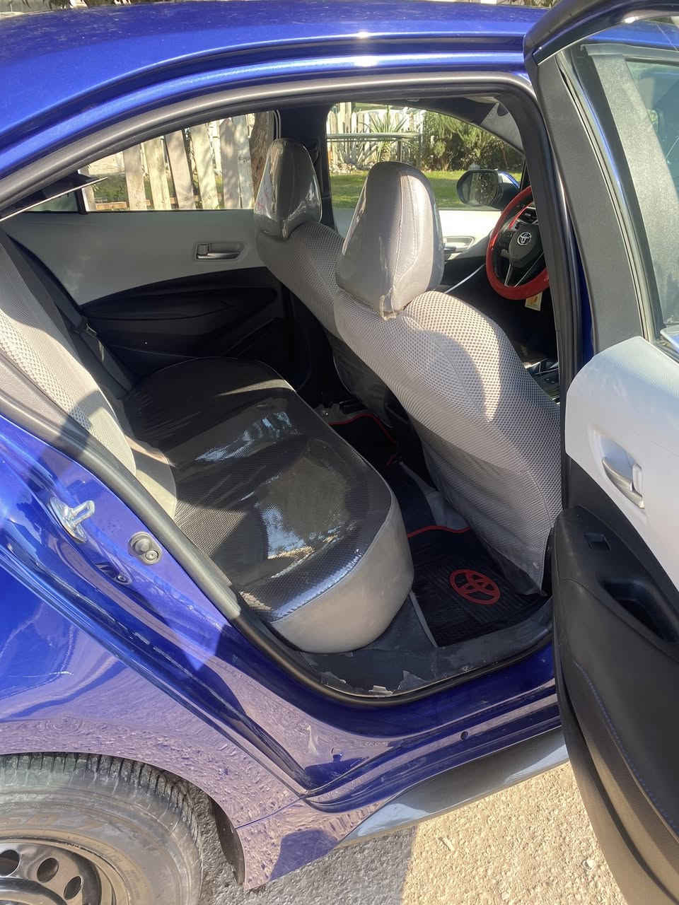 سلام عليكم للبيع كورله مديل2022رقم اربيل دولي هزه او رقم او سنويه جدد لل2029السياره بسم عربي تريد تحويل تريد وكاله بيها 3قطع صبغ او سونار موجود هوه حادثها مال امريكه سياره كامله من كل نقص بل عافيه عل ياخذها مكان السياره بغداد الكاضميه اي استفسار ***********
السعر129او بيها مجال حك الجيه
