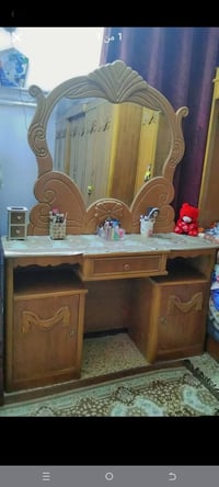 ميز مرايه • النجف