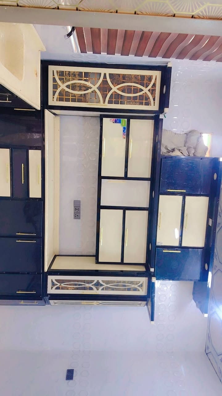 السلام عليكم كاونتر 3متر ابو المرمر السنك 2متر الالمنيوم اتصل *********** مكلف بنشر
