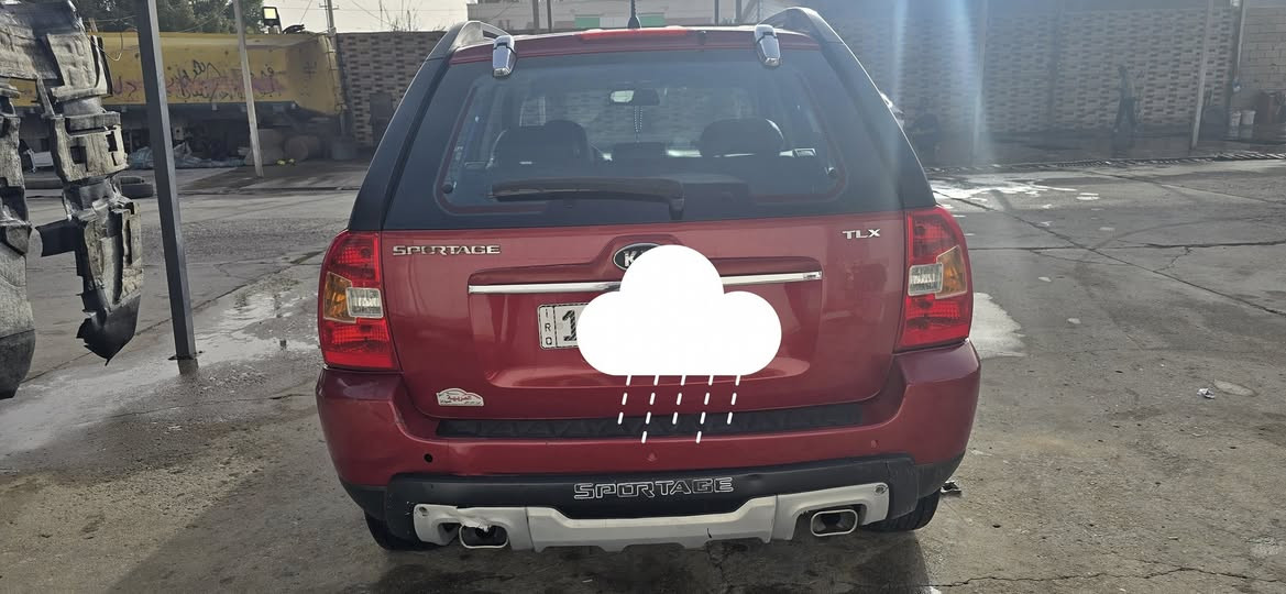 السلام عليكم
سبورتج 2010 رقم بغداد الانكليزي سنوية ل2030  تحويل ثاني يوم 
كوري 
4 سلندر مكينة 2000 
تبريد تدفئة 
نظام تدفئة كشن
فتحية سقف
اللون ماروني 
كشنات جلد 
سيارة نظيفة 
مكاني الرمادي ***********
السعر 125 وبي مجال بسيط
