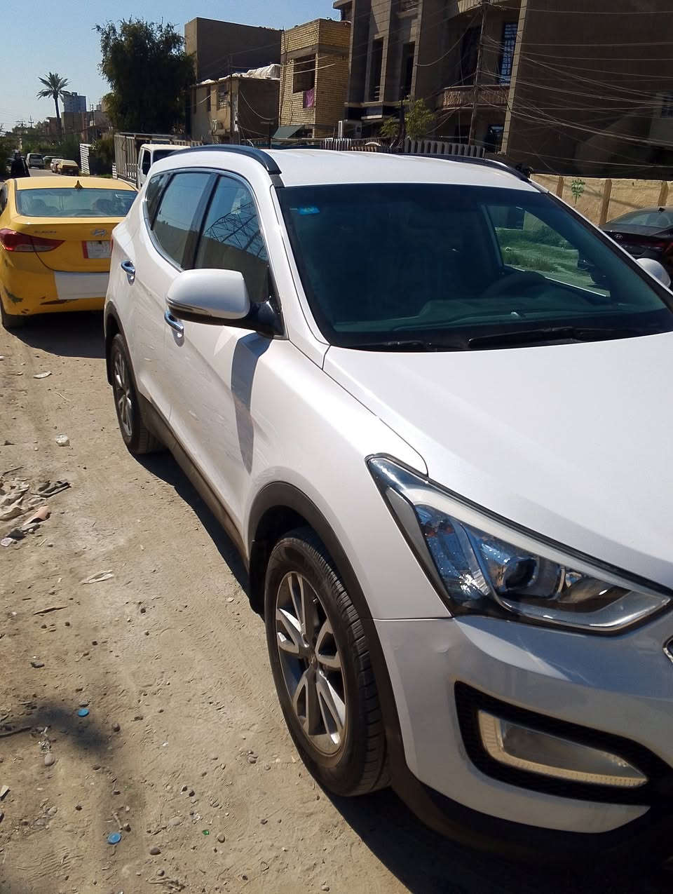 السلام عليكم موديل 2015 خليجيه مكفوله كفاله عامه رقم بغداد مكان السياره البياع رقم  *********** محرك 2400  سبعه راكب
