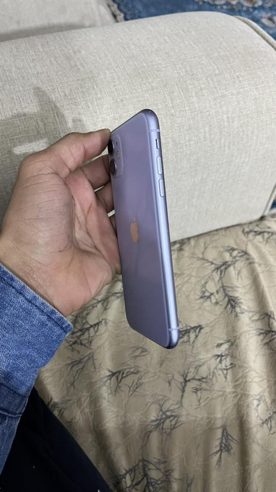 سلام عليكم
ايفون ١١ عادي للبيع نظيف 
ذاكره ١٢٨ 
بطاريه ٨٥ البلادي 
الجهاز كله شغال  

فقط مبدل شاشه نوعيه اصليه 
ولمسه كلش حلو امانه
السعر ٢٢٥ فقط 🔥 
مكاني نجف متواجد 
واتساب فقط 

***********
