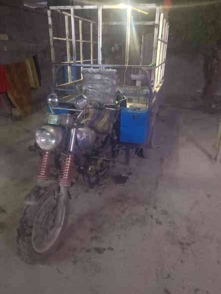 موديل 2019 اوراق تعبانه السعر 650 وبيها مجال مكان بغداد العبيدي *********** اتصل
