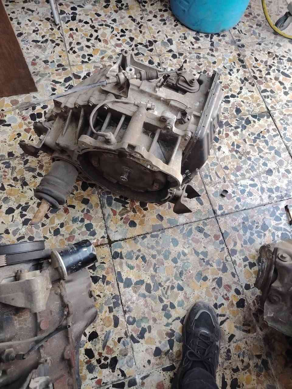 السلام عليكم شباب
متوفر محرك جيلي موبل حاويه بلادي
محرك بي واي دي جي ثري كير عادي بلادي
محرك f3
محرك تيكو مع الكير
محرك ام كراند
كير ام كراند اوتو
محرك برلنس اوتو بلادي مع الكير
محرك فولكس بلادي
كير كوين حاويه 
محرك سي ايت امكراند الحجم الكبير
بغداد الطالبيه فلكه 83 مقابل مستشفى ابن البلدي *********** علي
