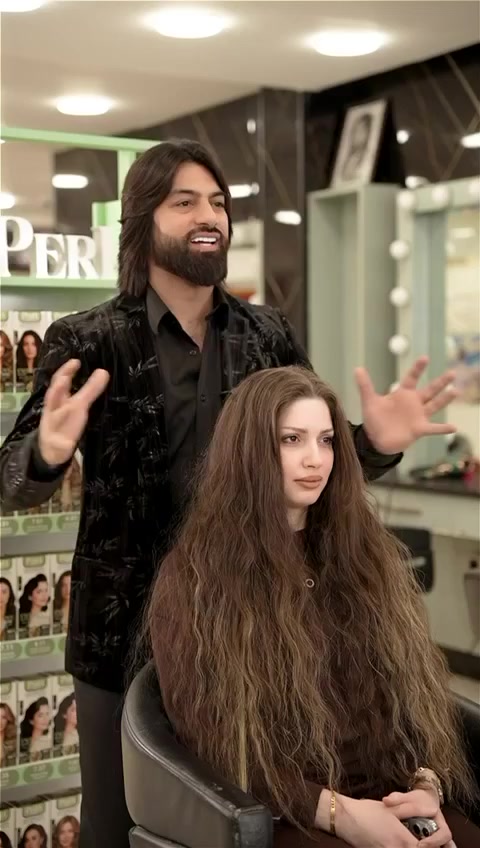 صبغ شعر بيرلا الايطالي💎

✦︎ تركيبة Excellence الغنية بالفيتامينات المغذية ✨
✦︎ تغطية كاملة للشيب بنسبة 100% 👩🏻‍🦰
✦︎ حماية فائقة من التكسر للون يدوم طويلاً 🛡️
✦︎ بخاخ سحري 3 في 1 (تثبيت، عطر، وحماية) 🪄
✦︎ تألقي بإطلالة ساحرة تفيض بالثقة ❤️
►◄►◄►◄►◄►◄►◄►◄►◄►◄►◄►◄►◄ 
                     #كوزمتك_يولاند 😍✌
    
للطلب والاستفسار مراسله الصفحه😊
     ☑او اتصل على الرقم التالي 👇
     ☑واتساب *********** 📲

#رابط_الانستكرام 👇😍

https://www.instagram.com/ywlndkmlyt/

#رابط_التلجرام👇

https://t.me/+SVD-T7_59qAwNTEy

#رابط_تيك_توك👇

https://www.tiktok.com/@yulaned2_?_t=ZS-8sx5XCN0yxd&_r=1

هذا موقع المحل 👇👇

https://maps.app.goo.gl/vwBeYkNaMfk8DF8m8

العنوان: العزيزيه شارع الأطباء شارع شيخ مجيد 

يوجد توصيل لكافة المحافظات العراق 🇮🇶 

بأدارة سجاد عزيز الحجاحجه 

#اكسبلور #كوزمتك #معالج_شعر #واسط #بغداد #العزيزيه #الصويره #العراق #سوق_العزيزيه
