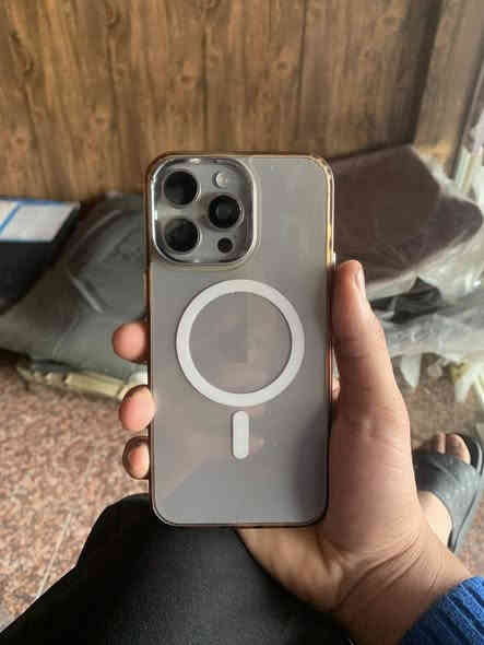 آيفون ١٥ برو ماكس للبيع شاشه مبدله ٣ خيارات عنوان بغداد ***********سعر مليون و٥٠
