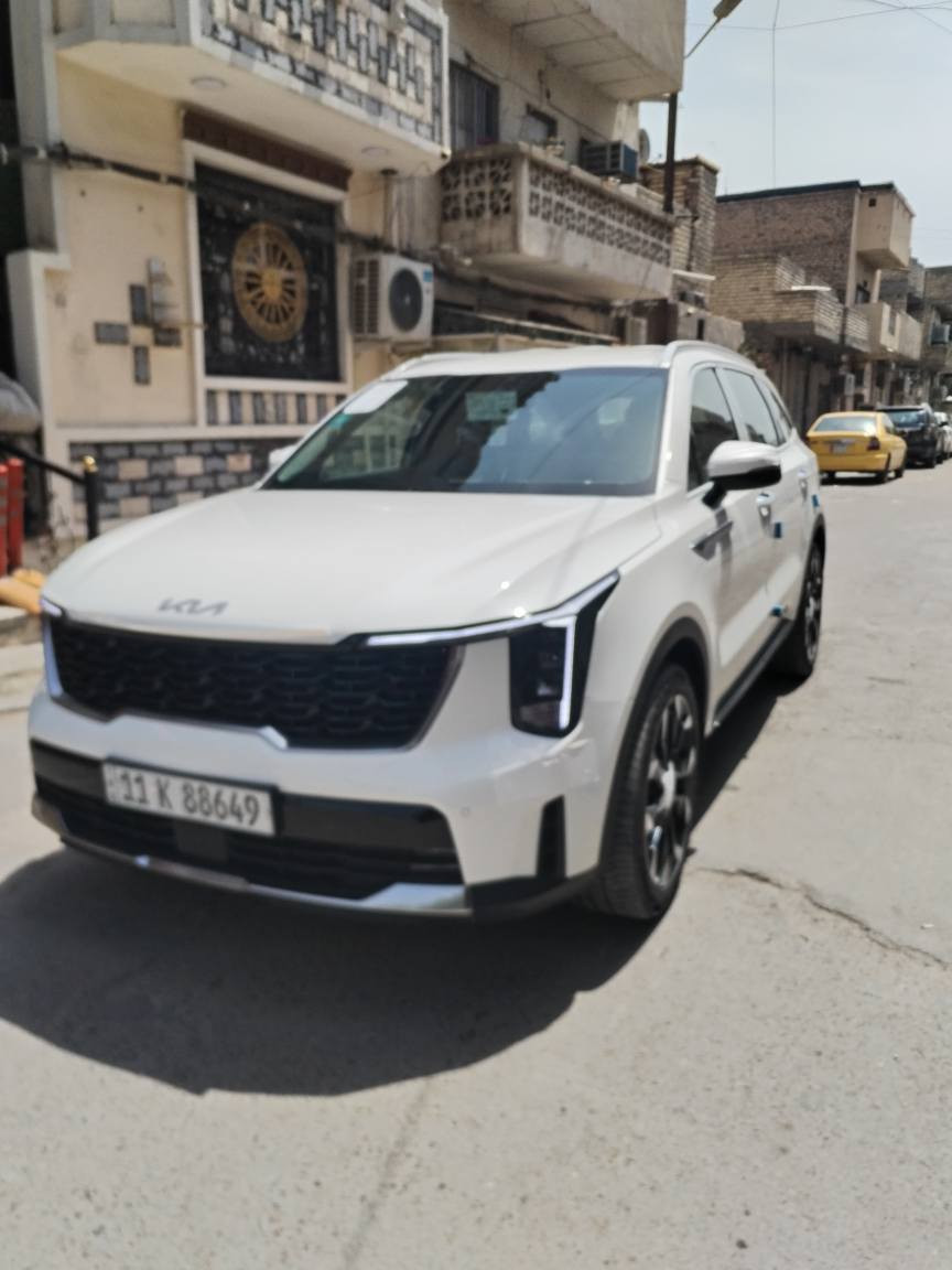 كيه سورنتو ٢٥ ماشيه ١٤ وبعده بل ضمان الشركه مكان السياره بغداد الكرخ السعر ٣٠٧$ *********** السياره مال الشركه الدوليه العراقيه ومضمان مكفوله كفاله عامه من حته الشخط والرصعه والتكحيل بيه رصعه ابكد الابره وما ابينه خلاص كراسي كهرباء عدد ٢ كراسي خلفيات كهرباء حساسات خلفية واماميه واني مسوي حمايه للشباك مال الدعاميه بغداد, العراق
