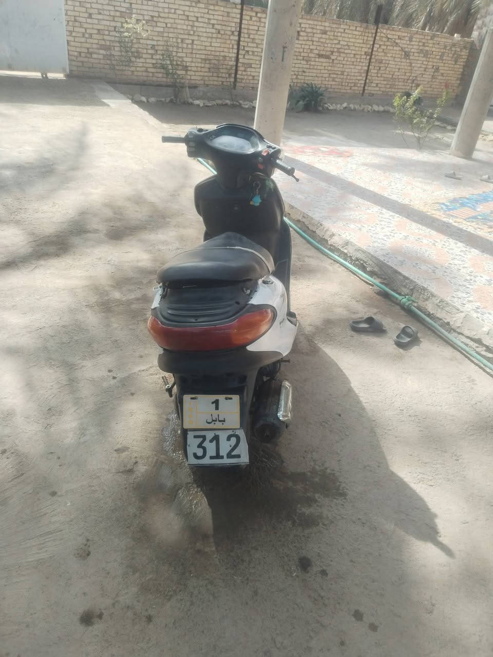 السلام عليكم دراجه للبيع نظيفه الدراجه حيل كهربائيات شغاله كامله مال حاويه للبيعر 350 المكان بابل الحمزه الغربي دراجه جاهزه***********
