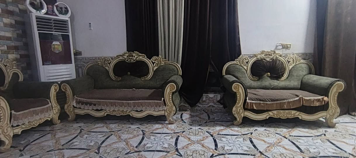 تخم للبيع مكاني المحاويل سعره ٣٥٠وبي مجال تفاصيل خاص


**إذا كنت صاحب هذا الإعلان وتريد حذفه لأي سبب، رجاءا أرسل رسالة إلى الدعم الفني**