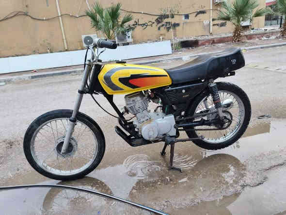 اعادة نشر بسبب الوعود الكاذبه
نامه ادوات للبيع شاصي موديل 22 والمكينه 18 سعر 400 بيهه مجال
***********
