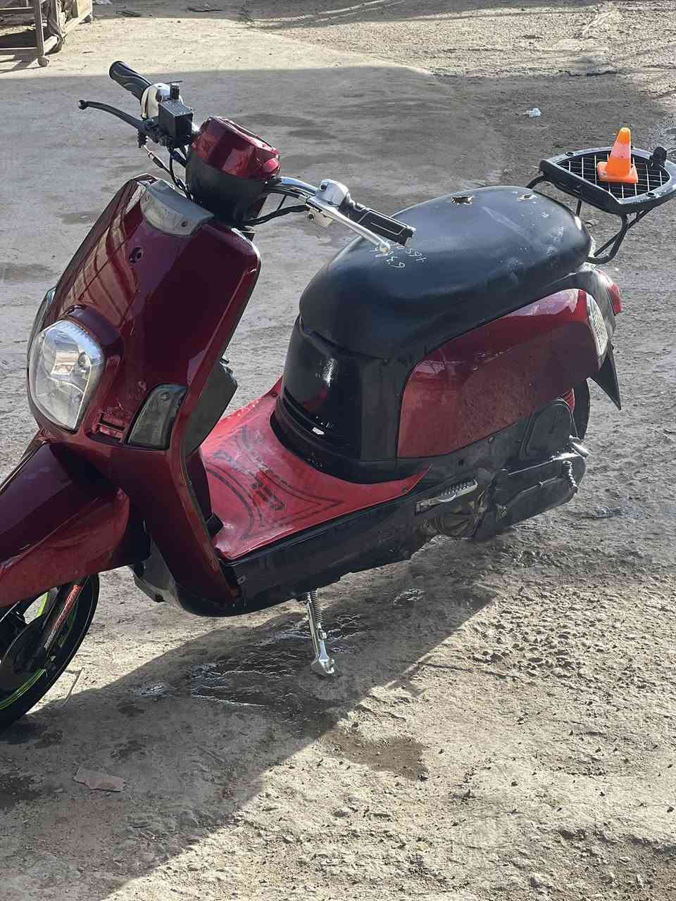 السلام عليكم دراجه بوليس مكفوله و نظيفه مكينه ما مفتوحه السعر ٥٥٠وبيها مجال ***********واتساب فقط والخاص مفتوح العنوان محموديه
