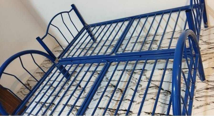 جربايه طابقين نظيفه جداً  وتنفتح تصير سريرين


**إذا كنت صاحب هذا الإعلان وتريد حذفه لأي سبب، رجاءا أرسل رسالة إلى الدعم الفني**