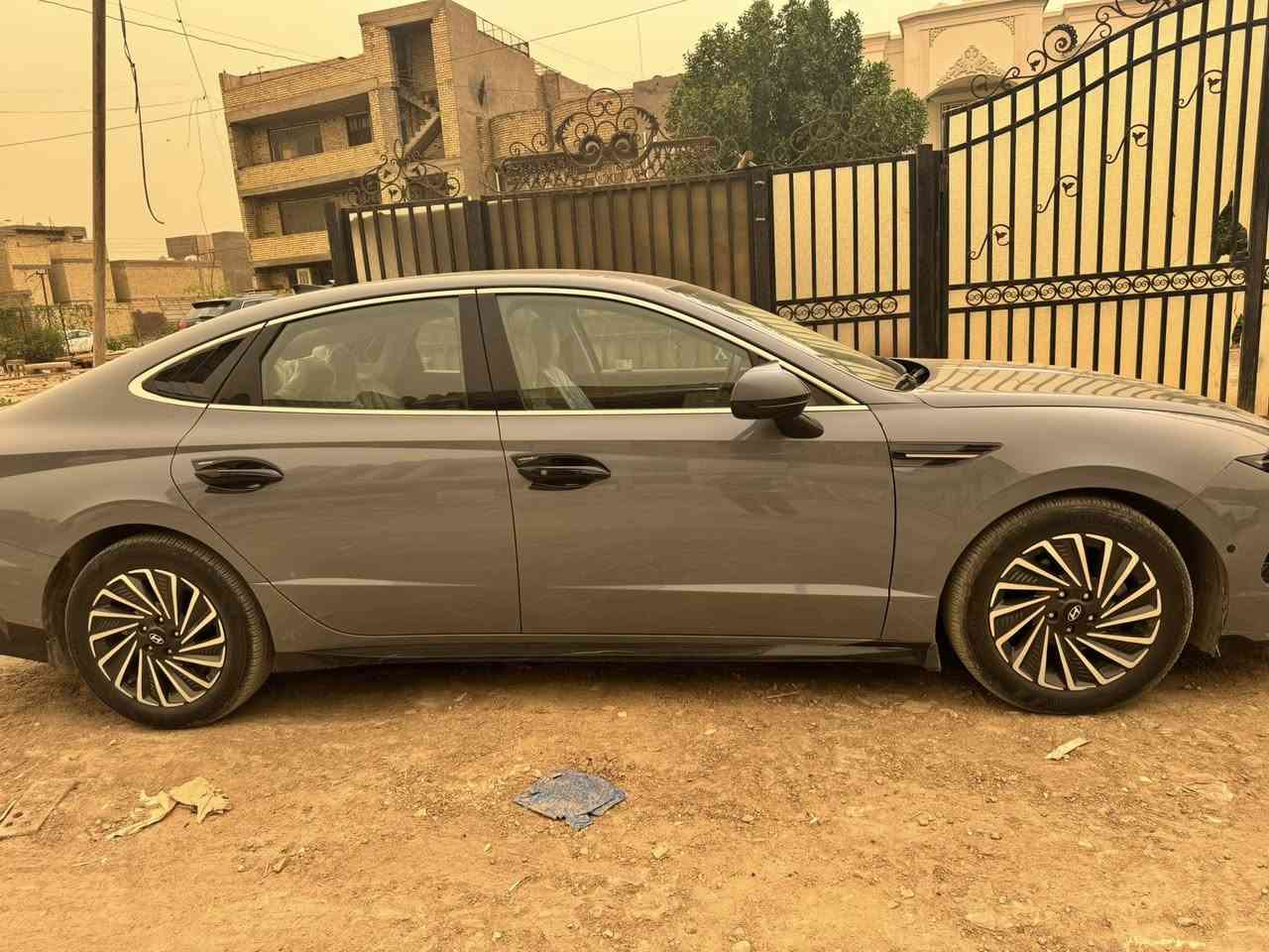 سوناتا ٢٠٢٤ بدون تبديل بدون صبغ صور الحادث مرفقة هايبرد فول عدا الفتحة ماشية ١٢ الف ايرباك دركة بيع او  مراوس 
العنوان بغداد السيدية تقاطع درويش 
***********  واتساب 
***********
