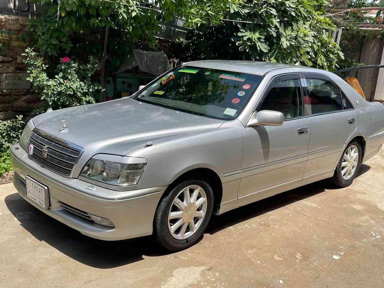 السلام عليكم
للبيع ملكة 2002  مدفوع كمرك وضريبه باقي بس فلوس اللوحات  مكفوله كفاله عامه  من ضربة وصبغ وكصه ونقل جثه والاصوليات
تحوير جوه نجف فوك اماراتي
1…3دكم
2..شاصي 75
3..محرك ديفور جبير 
4. برده كهرباء 
5. ستيرن كهرباء 
6. كشنات كهرباء 
   7. مثبت سرعه
8. سستم صوت 
9. ستة اقراص 
10. لايت زنون  
11. تدفئه و تبريد شغال   قطعه وحده

السعر 95 مكان السيارة كربلاء 
***********
