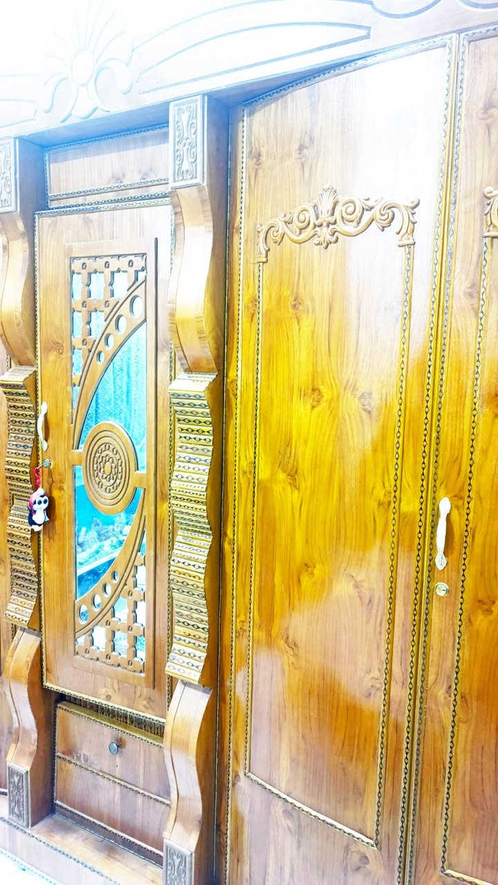 غرفه ام الخمسه شغل درجه اولىه اسم مستعمل مكان الغرفه بابل الحمزه الغربي‏‪***********‬‏
