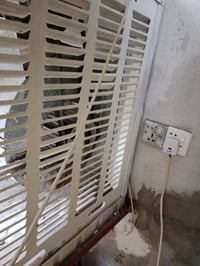 للبيع حجم 2.5 السعر 75000 النظافة مثل ما موضحة بالصورة الاتصال على 077...