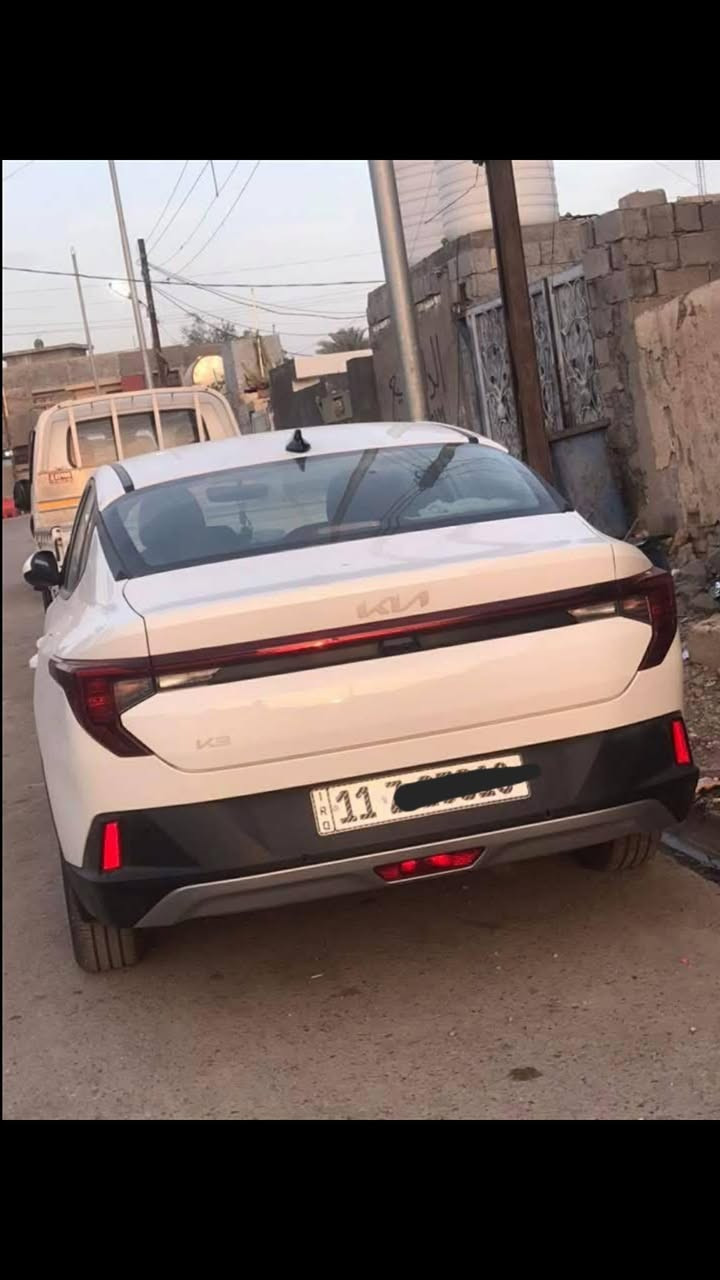 السلام عليكم
للبيع Kia K3 

موديل 2024 كفاله 

السياره بعدها زيرو ماشية 20 الف

ضمان 5سنوات 

رقم بغداد انكليزي جديد

موصفات  نص فول 

محرك  1600

السعر :  152 ورقه وبيها مجال

للاستفسار : ***********
