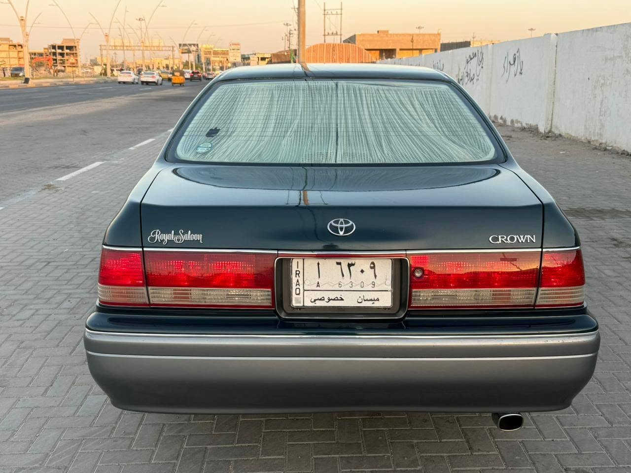 السلام عليكم 
تويوتا راس الثور مديل 2000  فلات اخضر السيارة جاهزة للاخير بيها صبغ عام ومسستمه السعر ٩٠  وبيها مجال السيارة اكفلها من الكصه ونقل الجثه والاصوليات رقم الهاتف 
*********** امجد جبار البصرة, العراق
