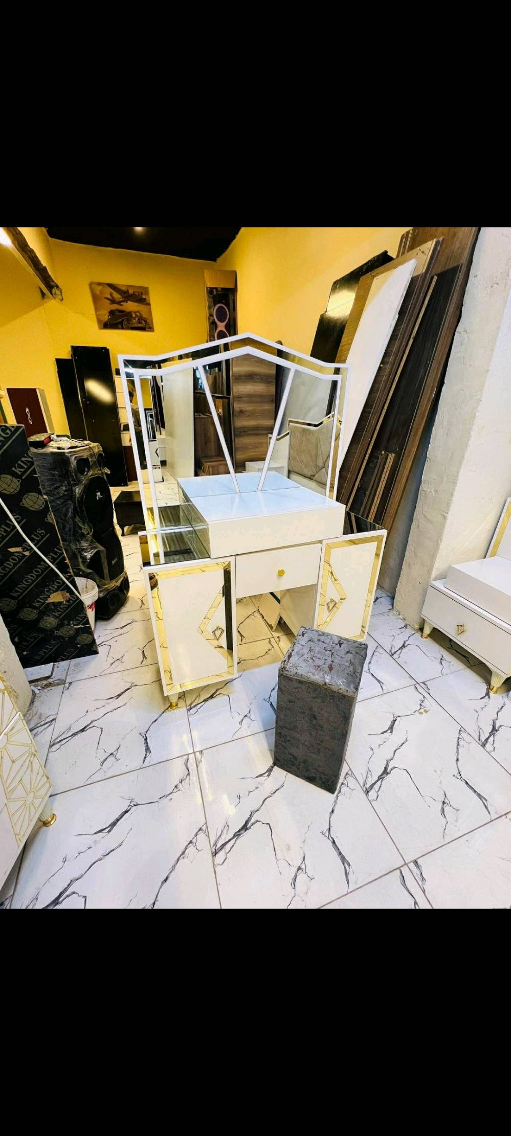 غرفة تركي نضيفة اخت جديد 