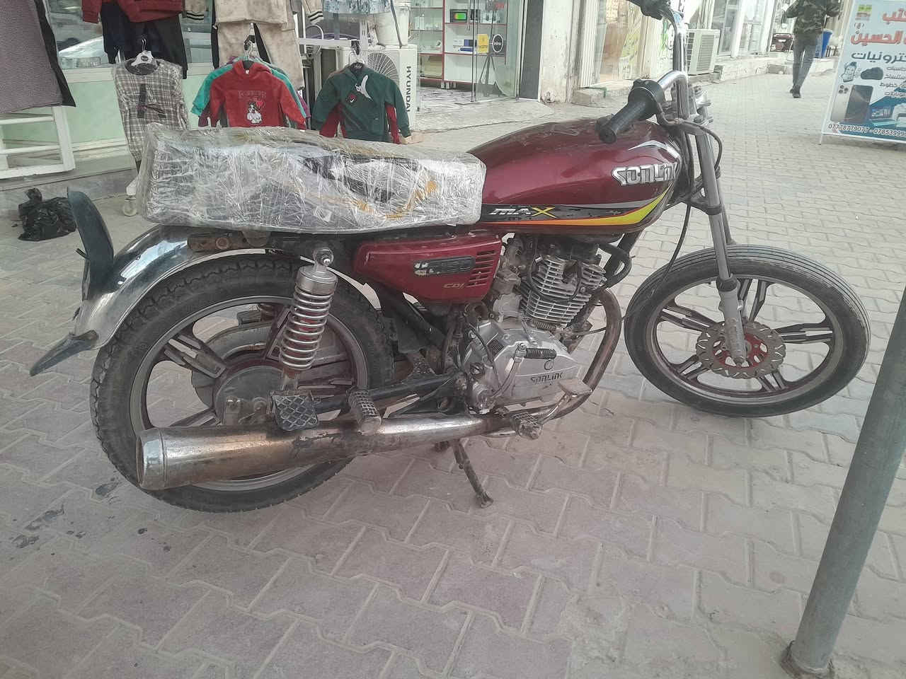 سلام عليكم دراجه للبيع سيفان خمسه كير موديل 23كلك مكفوله سعر خاص مكاني عفج رقمي***********
