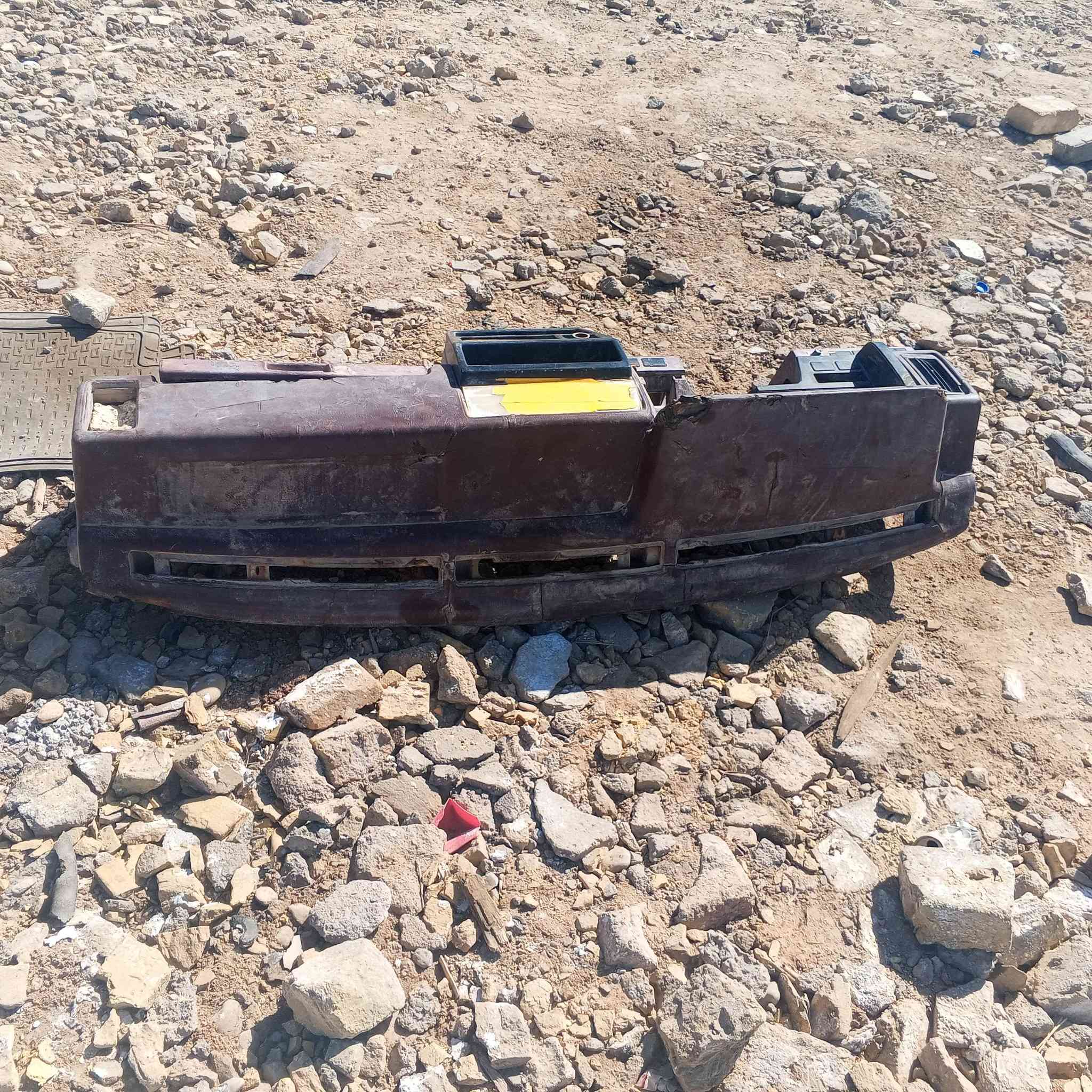 سلام عليكم دشبول نيسان موديل 90  75 بيه مجال رقم تلفون ***********
