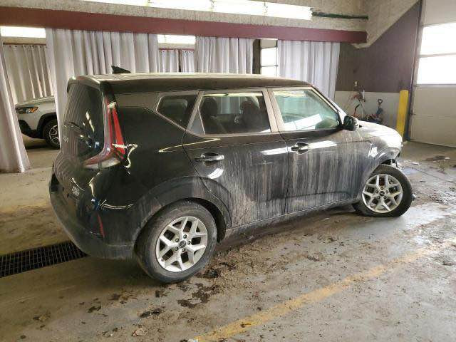 سلام عليكم للبيع كيا صول موديل 2023 دخول جديد سياره كلش جديده بدون حادث بارد بالباب مال السايق ممصلح بأسمي السياره لون اسود شذري معروضه ب 162 وبيهه مجال 

بصمه تشغيل 
🥏ودخول بصمه  
🥏 كرسي كهرباء
🥏شاشه كبيره دعم كار بلي 
🥏رادارات امامي خلفي جانبي
🥏توقف ذاتي أمامي خلفي
🥏قياده ذاتيه/تحديد مسار السياره
🥏مثبت سرعه كروز
🥏شاشه اعطال ومعلومات السياره 
🥏محرك 2000/دوش
🥏تحكم ستيرن جهتين فول
🥏شحن واير لس مخرج USB + تايب سي + لاسلكي
🥏انضمه قيادة عادي+سبورت
🥏شاشة ديجتال 
🥏 تشغيل عن بعد 
💎السياره ماشيه45 الف  
 رقم كربلاء  حره
السعر160 وبيه مجال 
للاستفسار 
***********
كربلاء / الملعب الدولي كربلاء, العراق
