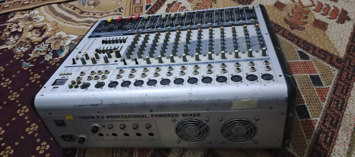 السلام عليكم شباب جهاز داينكور للبيع شغال كله بس المخرج مال اواكس يشتغل واحد السعر 250 مكاني كوت وافدين رقمي *********** الشراي ب خدمته
