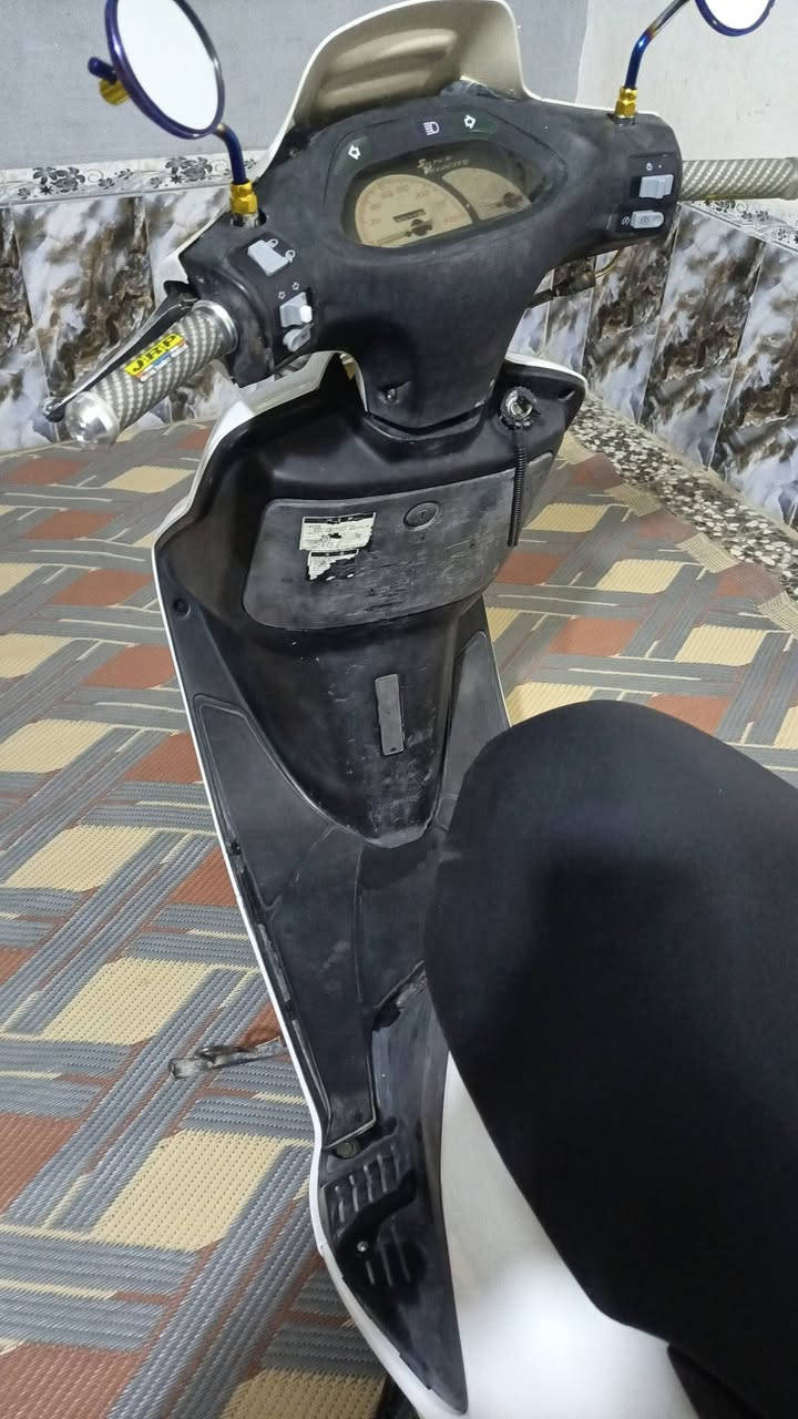 السلام عليكم دراجه مال حاويه ستوه نازله من الوكيل نظافه 100بل100سلف كهربائيات كل شغال السعر 550العنوان النجف  ***********
