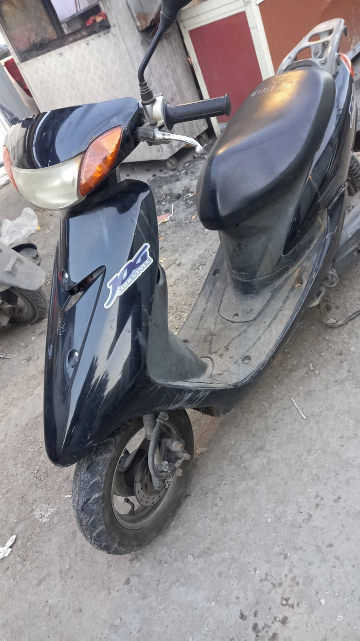 سلام عليكم عندي دراجه عصفوري مال رمبه صار شهرين من اشترته من شارع فلسطين السعر ٦٠٠الف تلفون *********** مكان بغداد شارع حيفا قرب نادي الزوراء
