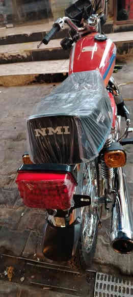 سلام عليكم
دراجات البيع زيرو تعمير كله بلاد نامه شلامجه كفاله
بلاد اصلي ماماشي
تجيب وياك بطل بانزين وتشغل بيدك
عنوان حي رساله شارع ماطور ***********
السعر 1250  مليون وميتين وخمسين وبيه مجال وتدلل
