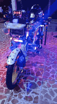 سلام عليكم ورحمة الله وبركاته
دراجة تايكر موديل 2025للبيع السعر 1300 بيه مجال قليل بدون غراض ب900وبيه مجال دراجة مفوله بعد احلى من الصور مكان خمسه كيلو الرقم ***********
***********
