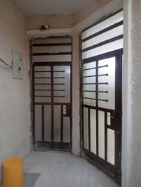 بيت ١٠٠م • طابق واحد • قرار ٢٥ ام الصوره