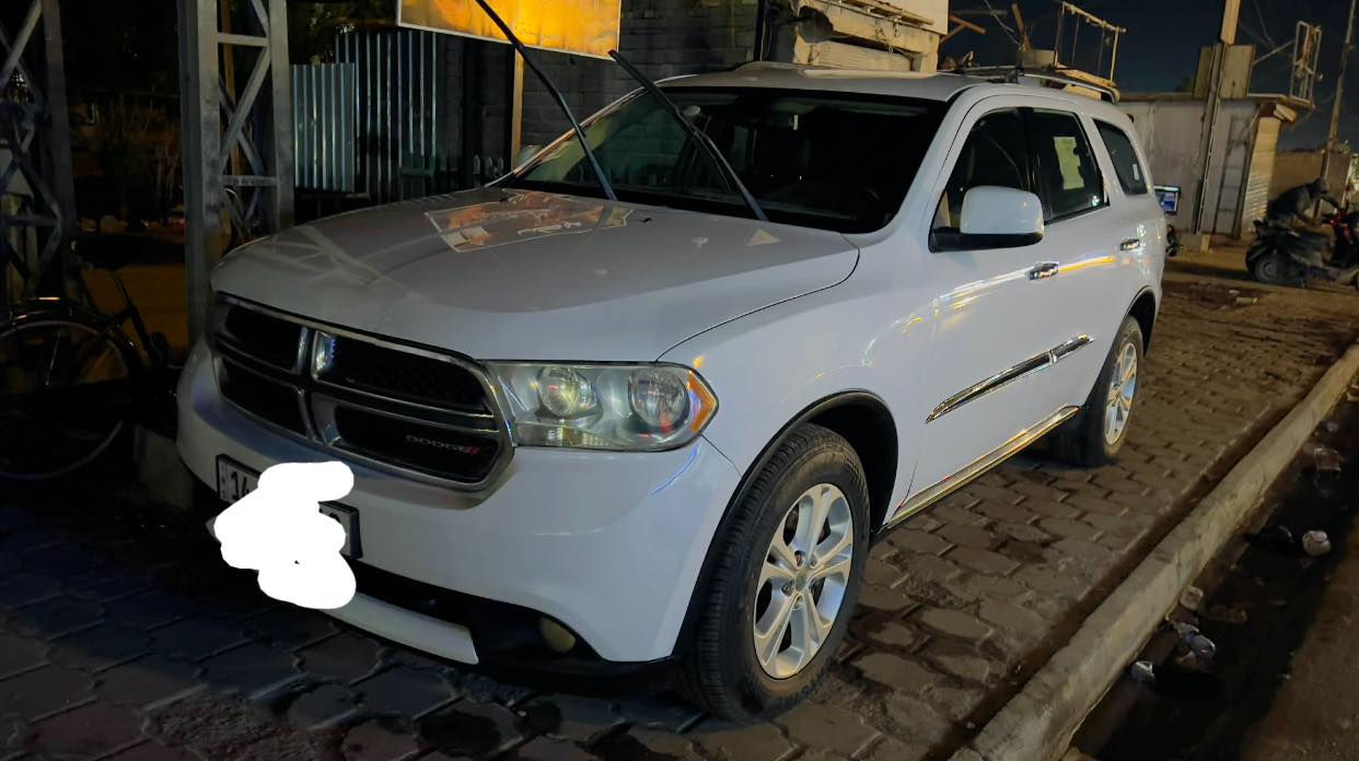 السلام عليكم اخوان دوج دورنكو لبيع موديل ١٣ وارد خليجي كفاله عامه بيه بارد بصيط السياره بسمي رقم بصره جاهزه مابيه اي نقص تخم تاير جديد حداديه كامله مكمله مابيه اي نقص العنوان الناصريه مركز اي استفسار اتصل ع رقم *********** السعر خاص
