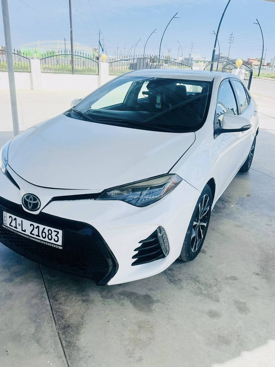 للبيع كورلا 2017 SE ابيض سيارة حلوة خير من الله بدون نقص رقم سليمانيه ب أسمي ضرر بونيد بلاد   
و صبغ نص باب السايق فقط بدون شاصي السعر 147 
بي مجال قليل مكان السيارة ديالى قره تبة
 ***********
