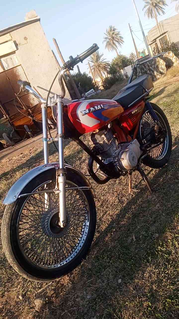 السلام عليكم
دراجه للبيع ايراني اصلي موديل 20
وراق جاهزه دراجه حلوه ومال جناي كيري يخبل  مكينه ناعمه مابيها لا صوت لا نضوح لا دخان ابد صافيه كلش ويل امامي وخلفي جدد وتايرات جدد علئ ايدي شادهن 
دراجه مال علئ كد الحال يعني مال جناي
السعر250 وبيها مجال بسيط كلش الشراي يتصل وعيوني اله
مكاني بابل //فدوه اروحلك لا تكلي خاص اني مكلف بلنشر رقم صاحب لدراجه
***********
