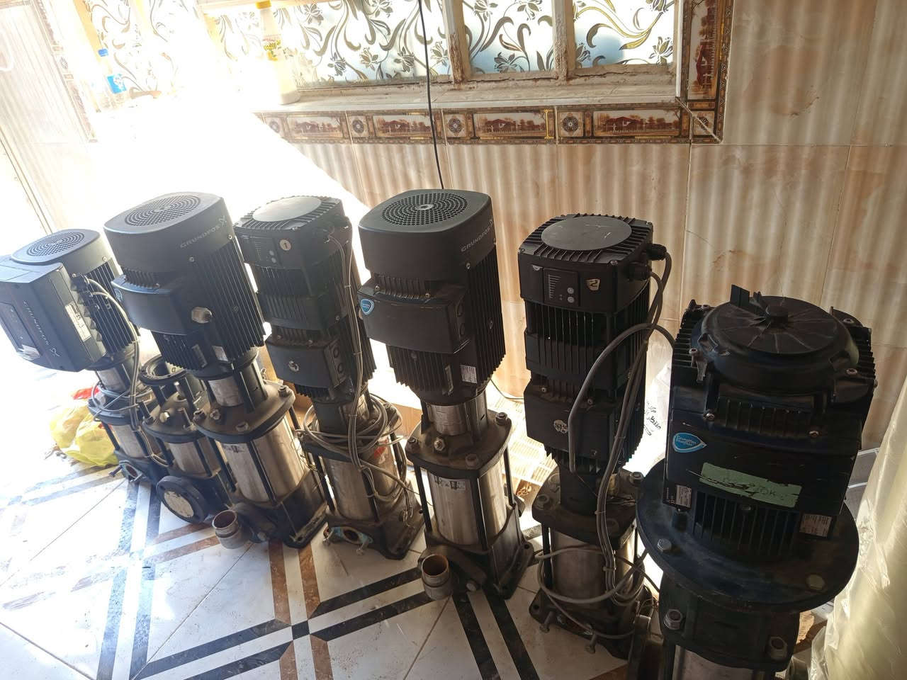 السلام عليكم وصول وجبه جديده من الماطورات تفاصيل داخل الصور احجام الماطورات مكاني السماوه ام العصافير يوجد توصيل لجميع المحافظات ***********
