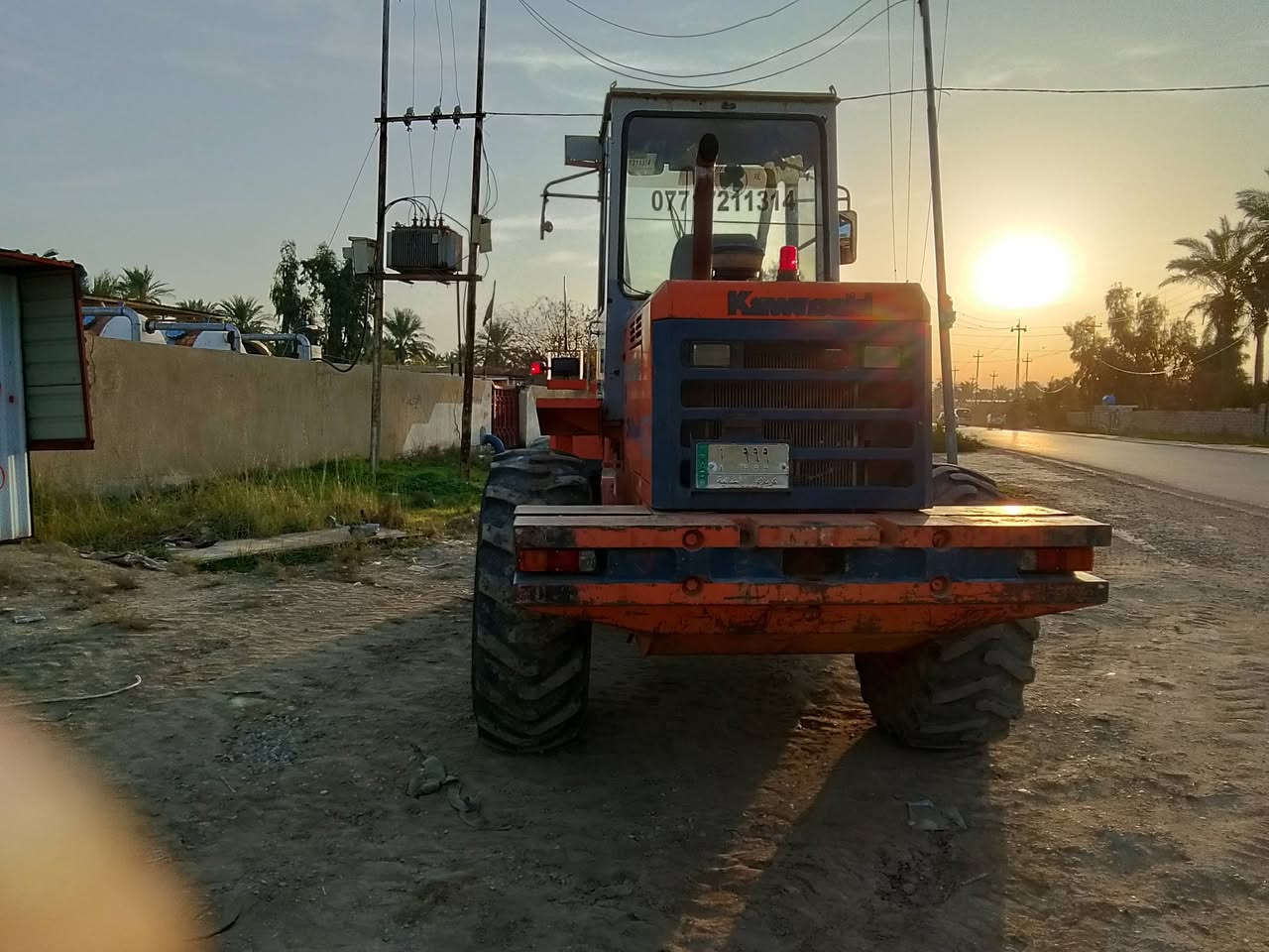 سلام عليكم شفل للبيع جاهز للعمل مديل 2010سعر 225شراي يتصل ***********
