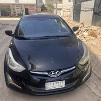النترا موديل 2016 وارد أمريكي بيه ضربه جاملغ امامي وباب جهه السائق وضر...