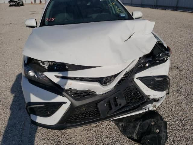 السلام عليكم كامري البيع ماشية76صور الضرر بل منشورموديل2022السعر195وبيهة SEمجال***********

