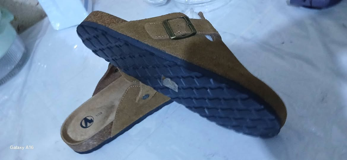 قياس ٤٠ جديد ممستعمل السعر ٢٠ مع التوصيل


**إذا كنت صاحب هذا الإعلان وتريد حذفه لأي سبب، رجاءا أرسل رسالة إلى الدعم الفني**