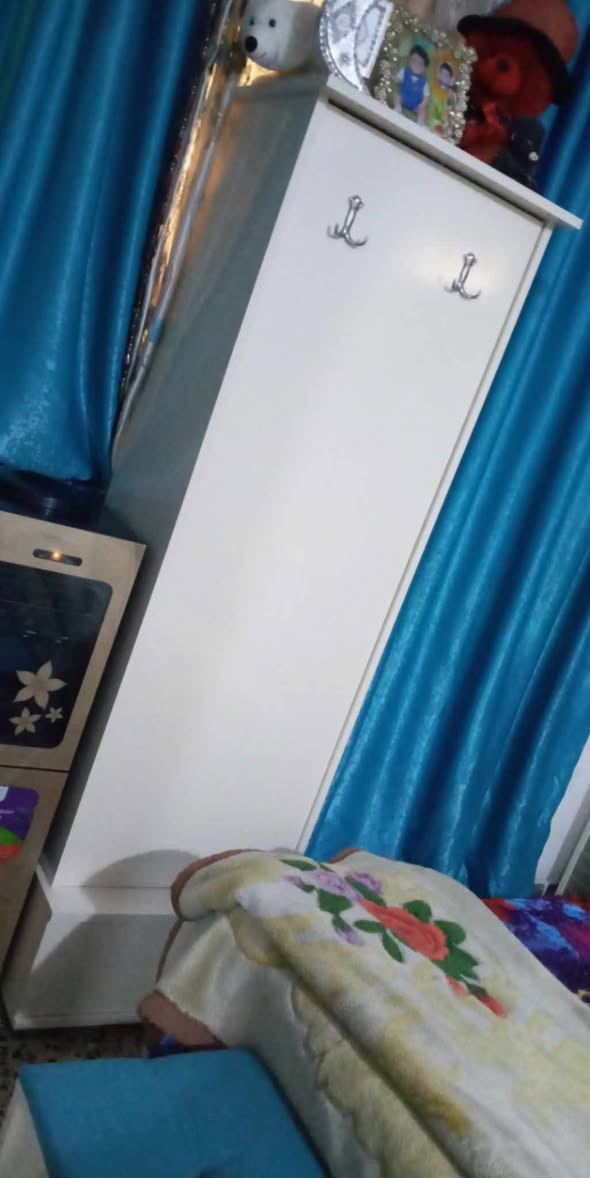 غرفه نوم 11 قطعه مستعمله
للبيع العنوان الامين النواب 
***********
