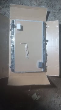 راديتر ماء • هونداي تراجيت • جديد