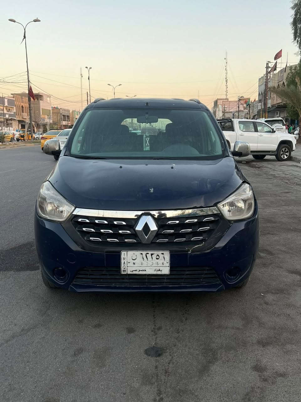 رينو لوجي ٢٠١٩سبعه راكب أوتوماتيك وعادي استلام شركه بل ٢٠٢١ ماشيه ٨٠٠٠تعتبر زيرو اثر جرد وشخوط وطخطخات خفيفه مصبوغ حزام بس الحزام صبغ اي استفتار مراسله أو اتصال عله الرقم ***********
