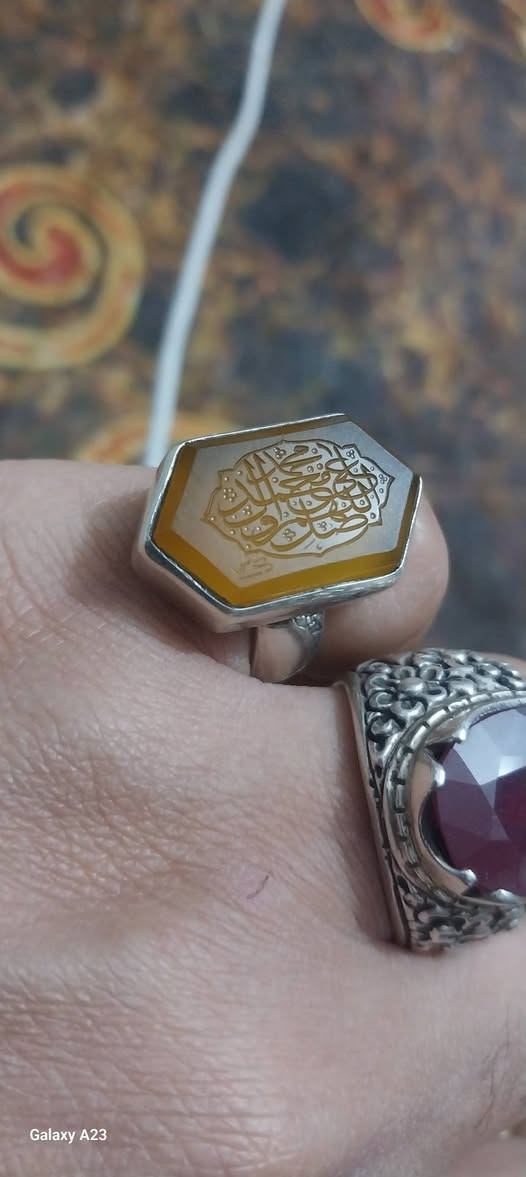 اللهم صل على محمد وآل محمد
عقيق يماني عسلي 

مخطوط الصلوات على محمد وال محمد

خط المبدع مهدي يوسفي 

صياغه المبدع مؤمل


**إذا كنت صاحب هذا الإعلان وتريد حذفه لأي سبب، رجاءا أرسل رسالة إلى الدعم الفني**