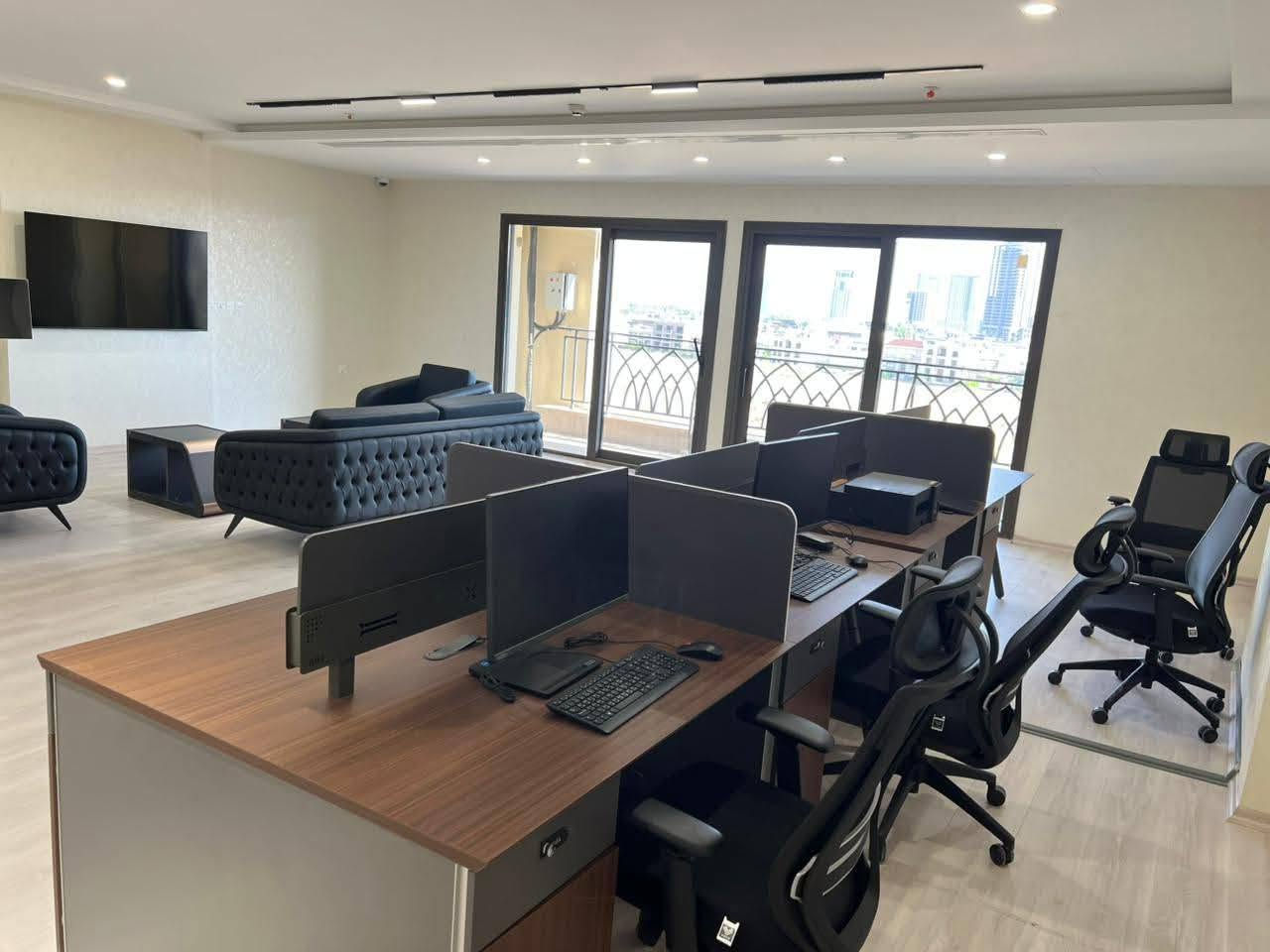 سئت ئۆڤیس کامل مارکە Office new - Vana brand


**إذا كنت صاحب هذا الإعلان وتريد حذفه لأي سبب، رجاءا أرسل رسالة إلى الدعم الفني**