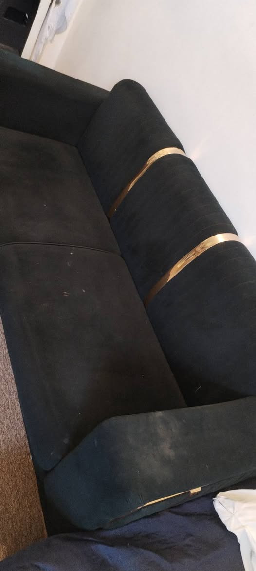 قياس _ ٢١٠ × ٨٠
السعر _ ٥٥
العنوان _ الاعظمية
☎️ @***********
