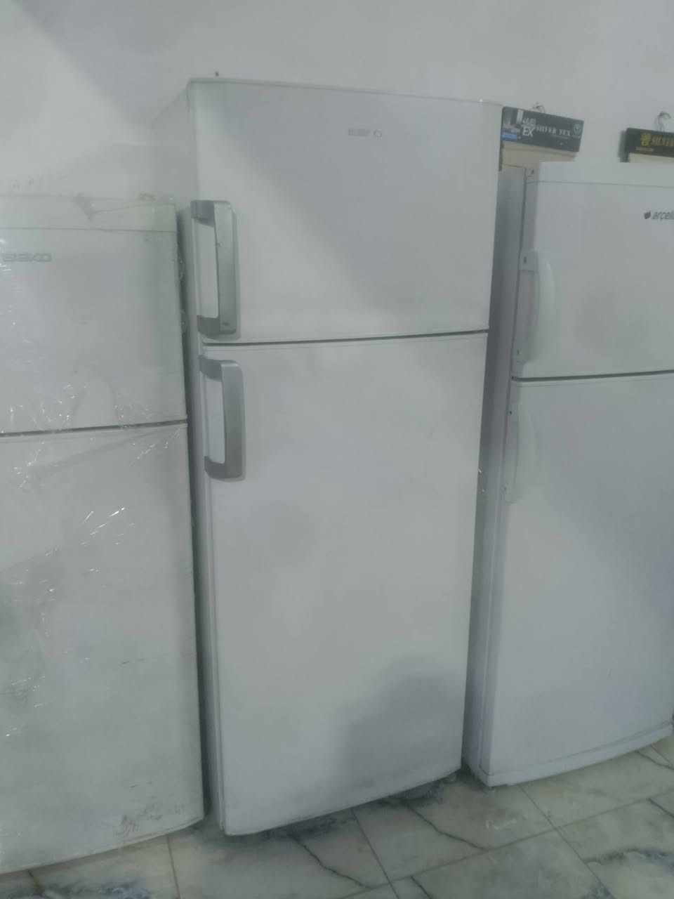 سلام عليكم جميع الاثاث المستخدم  ول جديد متوفر عنوانه تكريت القادسيه قطعه 500مجمع الطبي بسعار مناسبه جدن 
الاستفسار ***********
